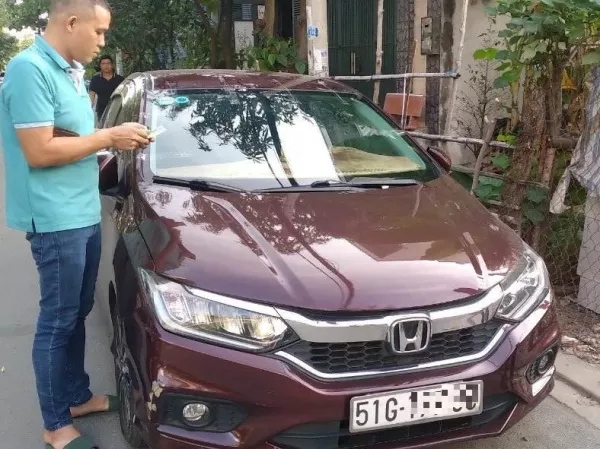 Kính Chắn Gió Xe KIA Forte